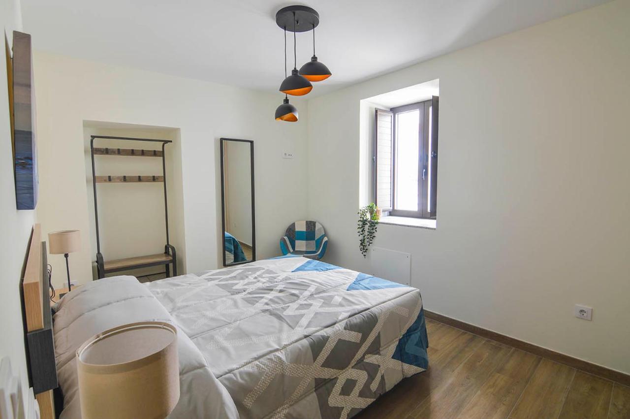 Apartamentos Turisticos Hornillo Caces Esterno foto